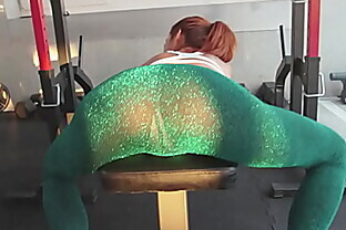 Veronica's Squirting Anal Workout