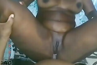 Gemendo e indo porra no rabo