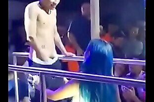 Mulher do cabelo azul do Facebook