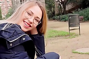 Russian babe sucks dick for cash