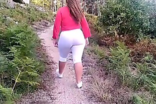 Madre folla con su hijo en el bosque. Nuevos videos personales y exclusivos en