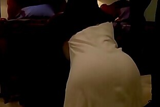 Les nun fingering booty