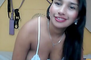 Amateur Latina from Colombia does it all