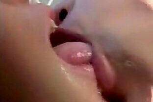 Sexy Asian Girls Kissing