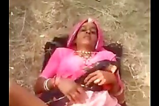 village bhabhi outdoor mms
