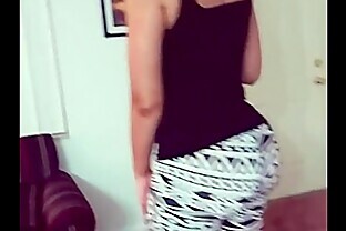 Tall latina has a perfect body