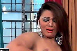 GHAZAL CHAUDHARY NEW BOLLYWOOD MUJRA - PAKISTANI MUJRA DANCE