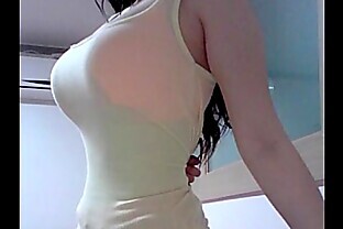 Korean Girl Shows Her True Body C1