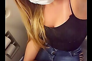 O ursinho viajou  ele me chupou no banheiro do  quer ver?.. onlyfans: bolivianamimi