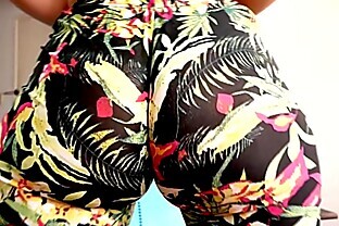 HUGE PERFECT Bubble BUTT Slut Jumping Twerking Jiggling