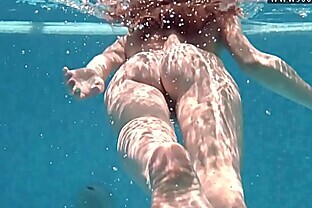 Nicole Pearl water fun naked