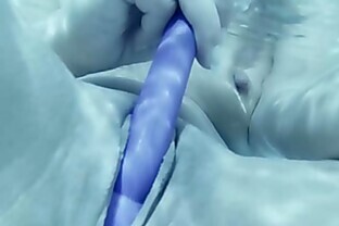 Squirting in the Hot Tub